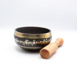 Authentic Himalayan Handcrafted Pattern Singing Bowl Single Set with Traditional Wooden Striker, Black/Gold