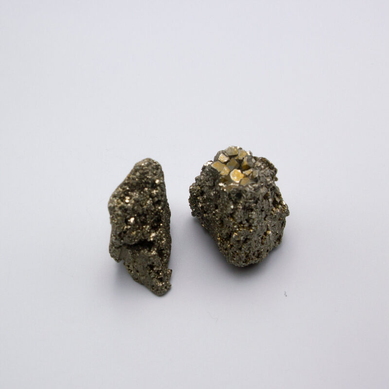 Natural Pyrite Crystal Healing Stone, Multicolour