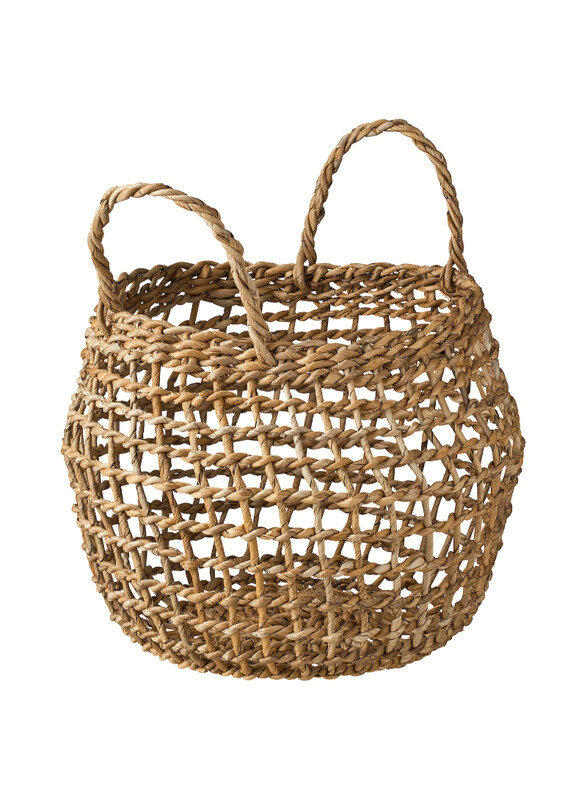 

Hokrubba Basket, banana leaves