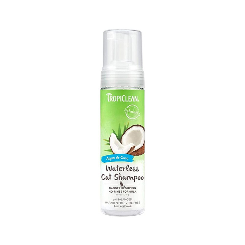 

Tropiclean Waterless Cat Shampoo Dander Reducing - 7.4oz