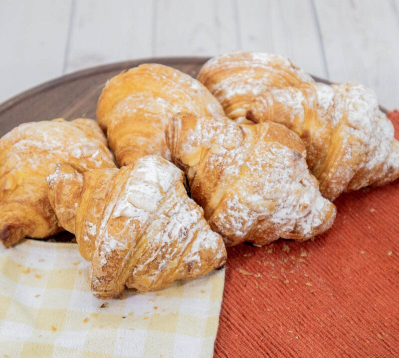 

Foodcraft Mini Almond Croissants, 6 Pieces, 30g
