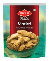 Bikaji Nashta Mathri 200g Pouch , Crispy & Crunchy Traditional Namkeen , Mildly Spiced & Flavorful , Made with All Natural Ingredients , Product of India