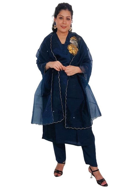 

Priya's Panache Collared Straight Kurta Pant Set with Organza Dupatta Set