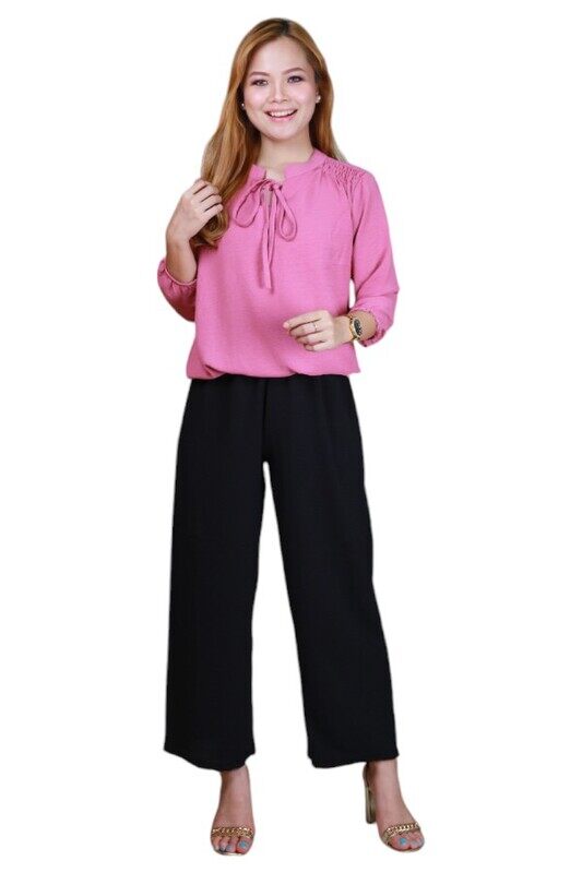 

Generic Veronica Women's Tie-Neck Top with Shoulder Gathers-Pink-Large