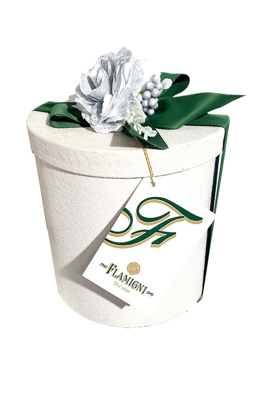 

Flamigni - Italian Artisan Panettone Sweet Bread In Luxury White Velvet Gift Hat Box - 1 kg