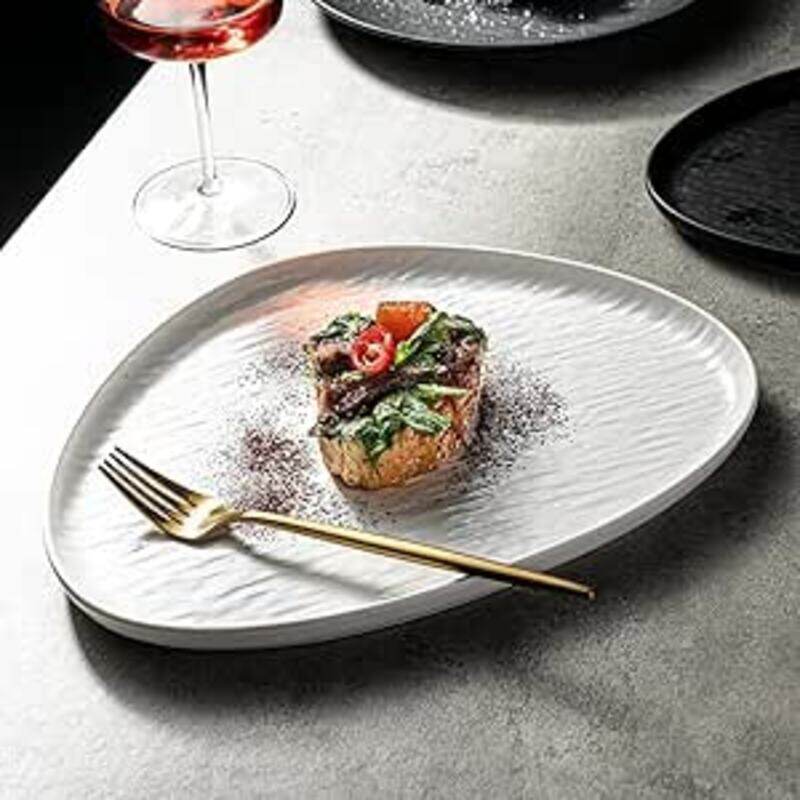 

MAAC Home Modern Black and White Triangle Plate Elegant Durable and Classic design Perfect for Family Everyday Use, and Family Get- Together, Restaur