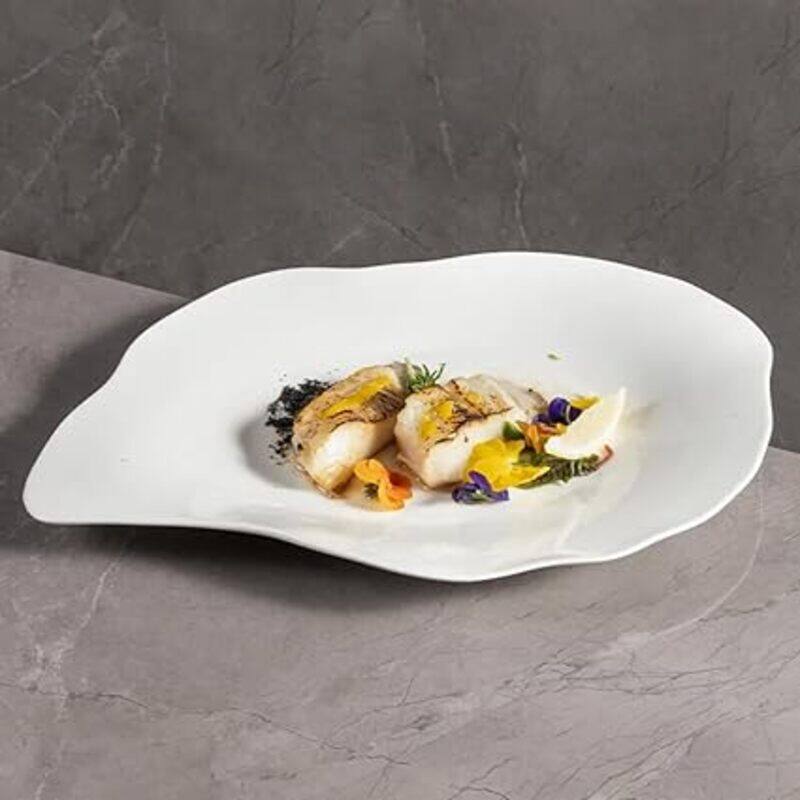 

MAAC Home Forest Fantasy Leaf Plates Elegant Durable and Classic design Perfect for Family Everyday Use, and Family Get- Together, Restaurant, Banque