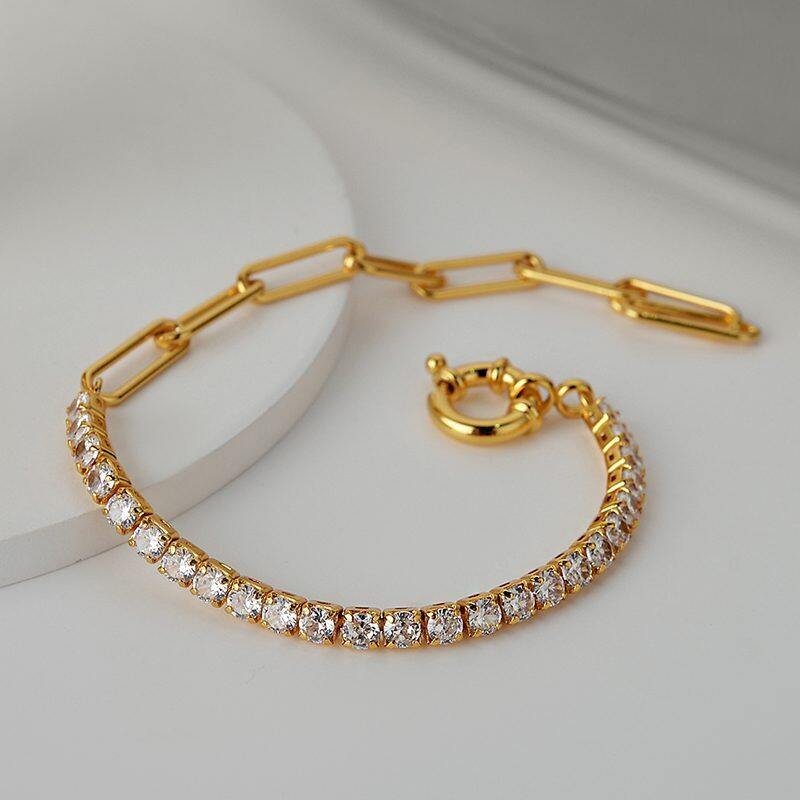 

lussocollezioni Sparkling Cubic Zirconia Gold Bracelet for Everyday Glamour