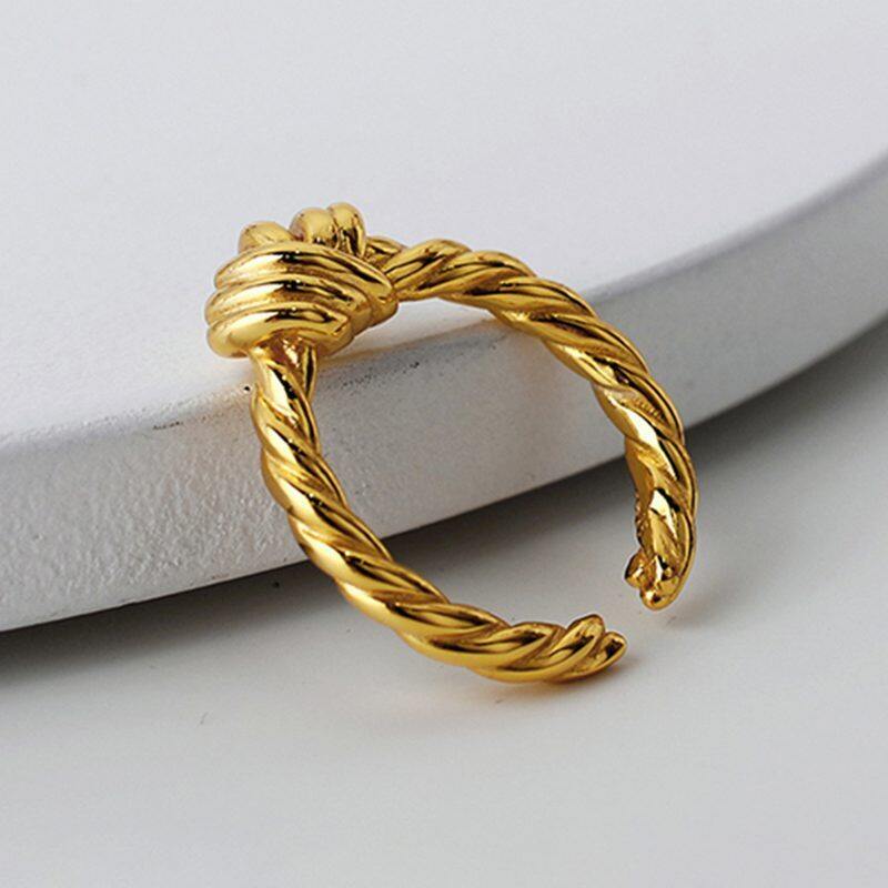 

lussocollezioni Gold Trust Ring with Bold Design