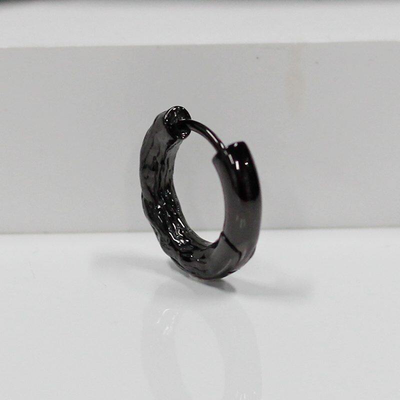 

Lussocollezioni Black Lorelei Earrings for a Unique Style