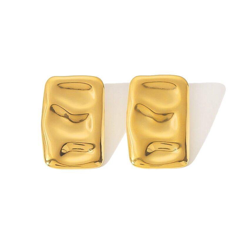 

Lussocollezioni Modern Wedge Studs