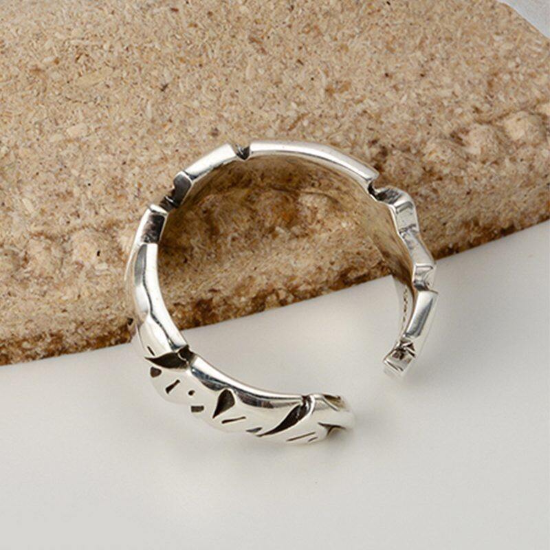 

lussocollezioni Crosscut Silver Ring for a Bold Statement