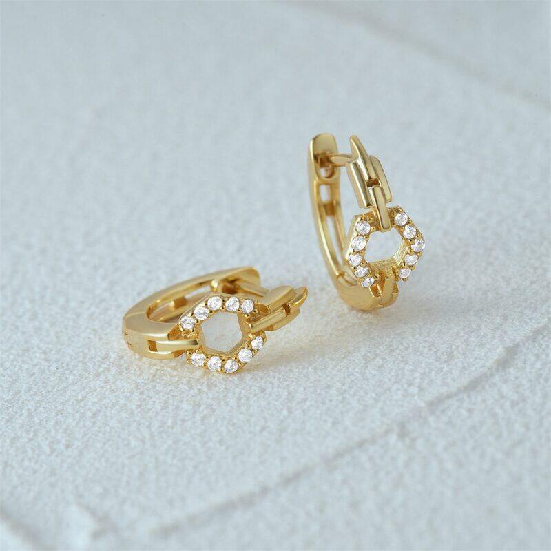 

Lussocollezioni Ophelia Gold Earrings with Cascading Beauty