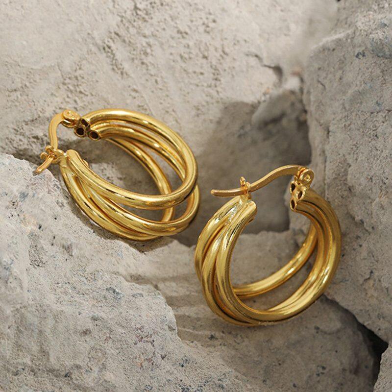 

Lussocollezioni Bold Layla Gold Earrings for a Fashion-Forward Look