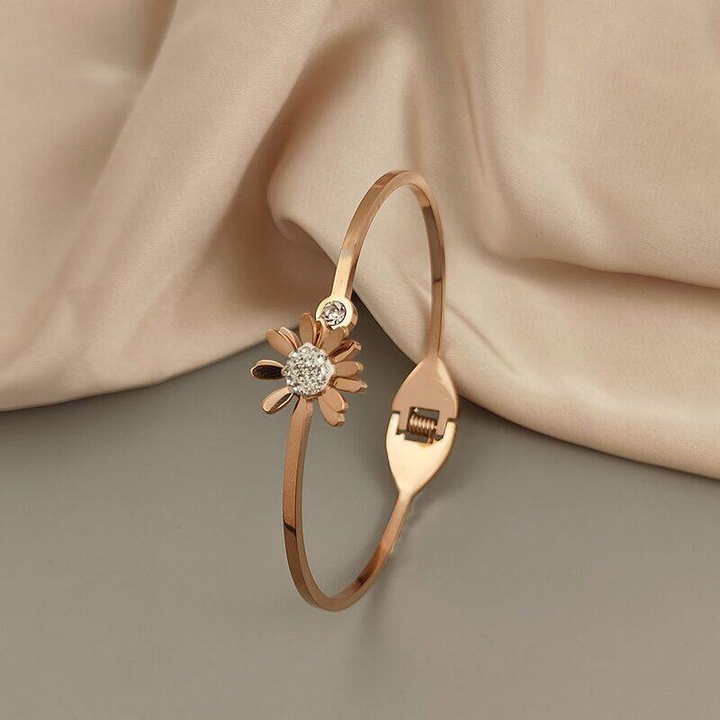 

lussocollezioni Piper's Timeless Chic