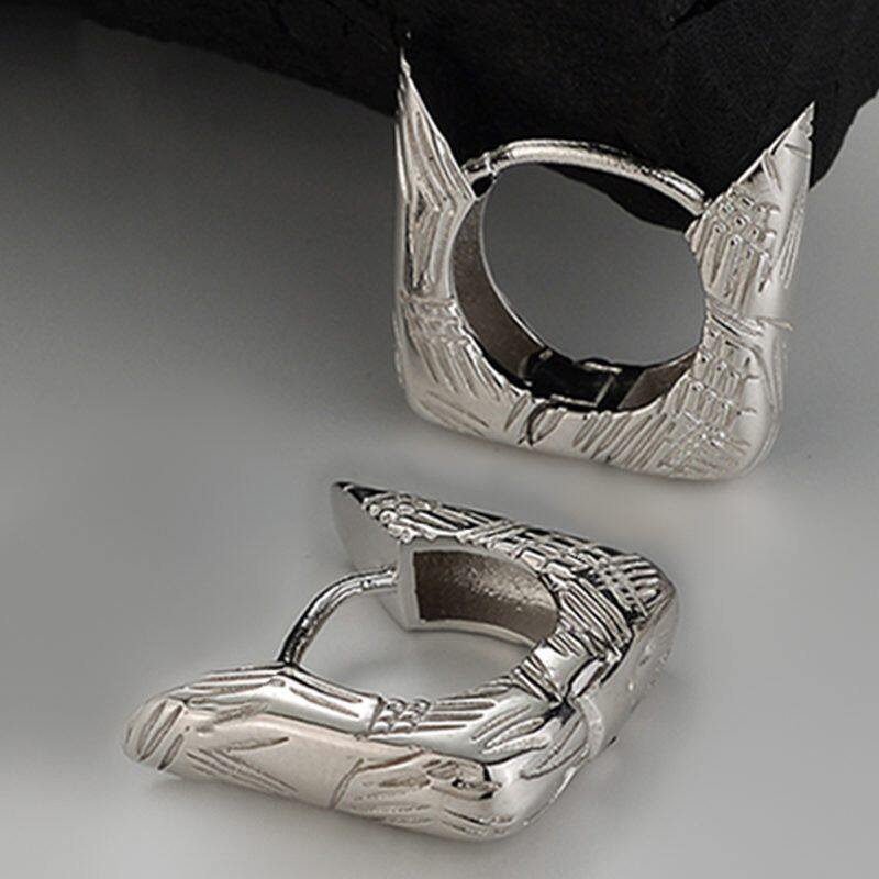 

Lussocollezioni Silver Madeline Earrings for Everyday Sophistication