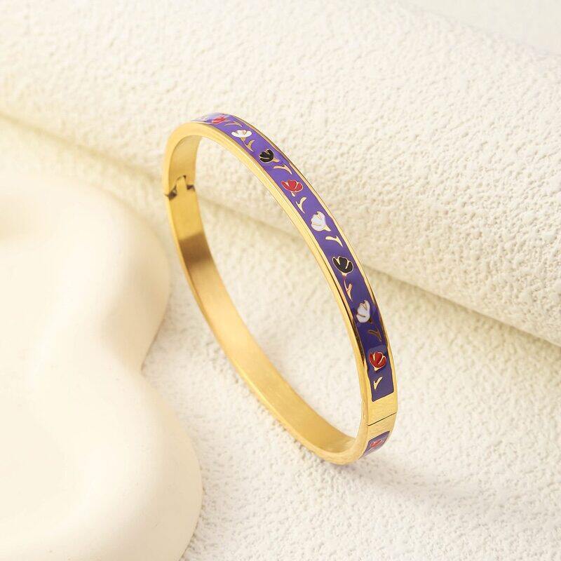 

lussocollezioni Classic V-Bangle Charm