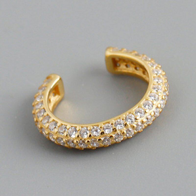 

lussocollezioni Stoned Gold Ring with Sparkling Elegance