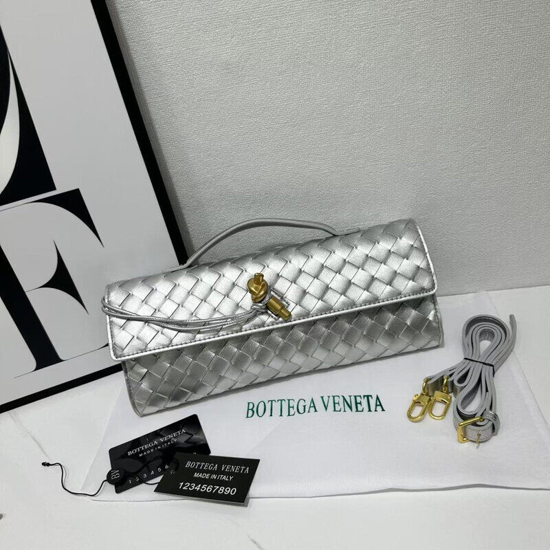 

Bottega Veneta Woven Leather Clutch Bag - Model 9901#