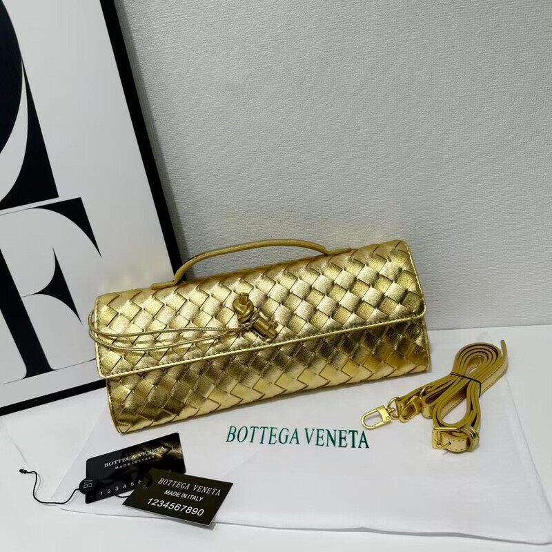 

Bottega Veneta Woven Leather Clutch Bag - Model 9901#