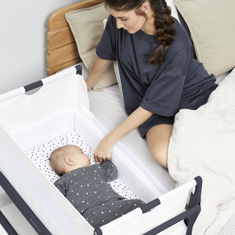 Snuz Pod 4 Baby Bedside Crib Safety Tested Breathable Mattress & Dual View Mesh Windows, 100 x 95 x 49cm, Navy Blue