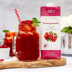 The Berry Company Pomegranate with Juice Rosehip and Aronia Juice, 1 Liter