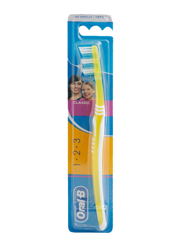 Oral B Classic Toothbrush, Medium