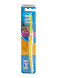 Oral B Classic Toothbrush, Medium