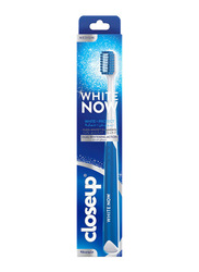 Close Up White Now White + Protect Toothbrush, Medium, Blue