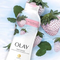 Olay Strawberry Body Wash, 364ml