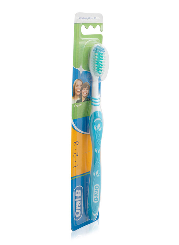 Oral B 123 Fresh 40 Toothbrush, Medium