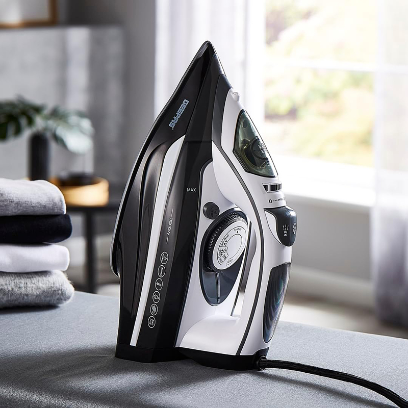 Geepas Ceramic Steam Iron, 3000W, GSI24025, Black