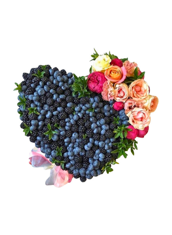

Generic Luxury Berries and Roses Basket, 2Kg