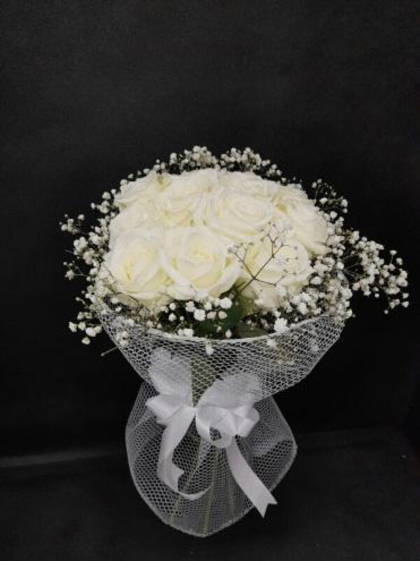 

Carmel Flowers Heaven Bouquet, White