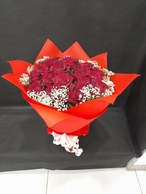 

Carmel Flowers Sunshine Bouquet, Red