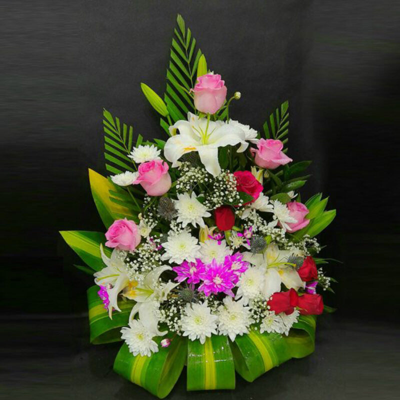 

Carmel Flowers Mixed Flowers Basket, Multicolour