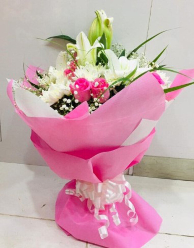 

Carmel Flowers Regal White Bouquet, White