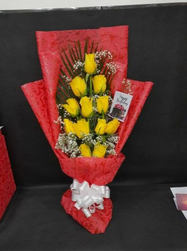

Carmel Flowers Radiant Bouquet, Yellow