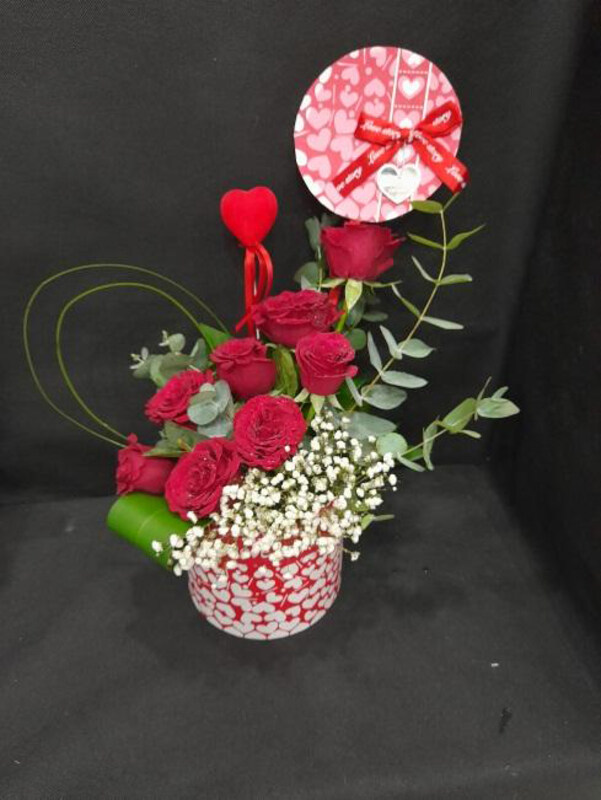 

Carmel Flowers Grandeur in Box, Red