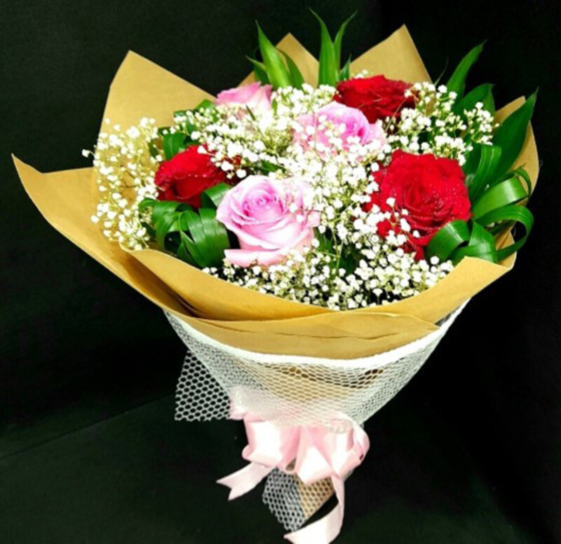 

Carmel Flowers Harmony Mix Bouquet, Multicolour