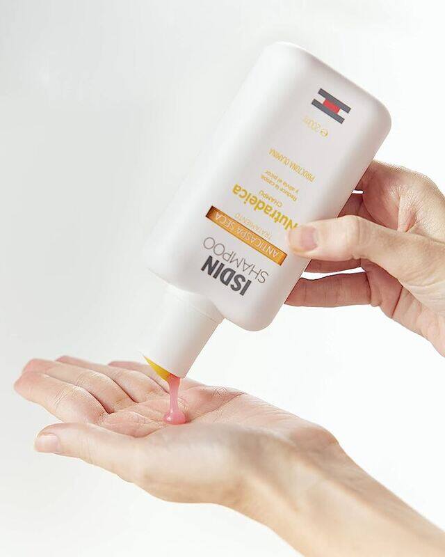 

Isdin Nutradeica Anti Dry Dandruff Shamoo, 200ml