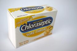 Chloraseptic Honey Lemon Lozenges, 18 Lozenges