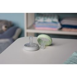 Tommee Tippee Breast Like Soother, 2 Piece, Assorted Colour