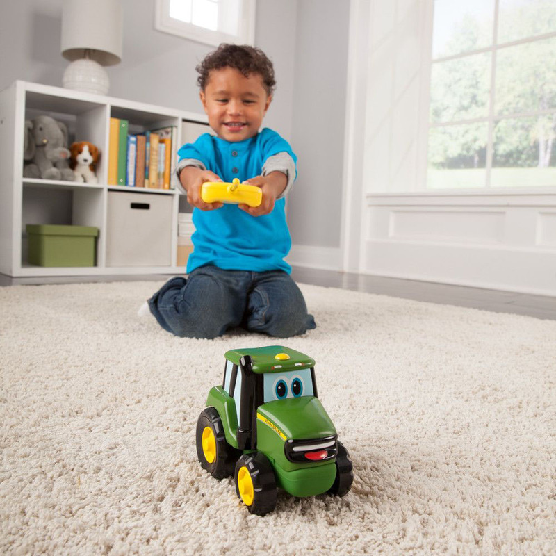 John Deere Remote Controlled Johnny Tractor, Ages 2+