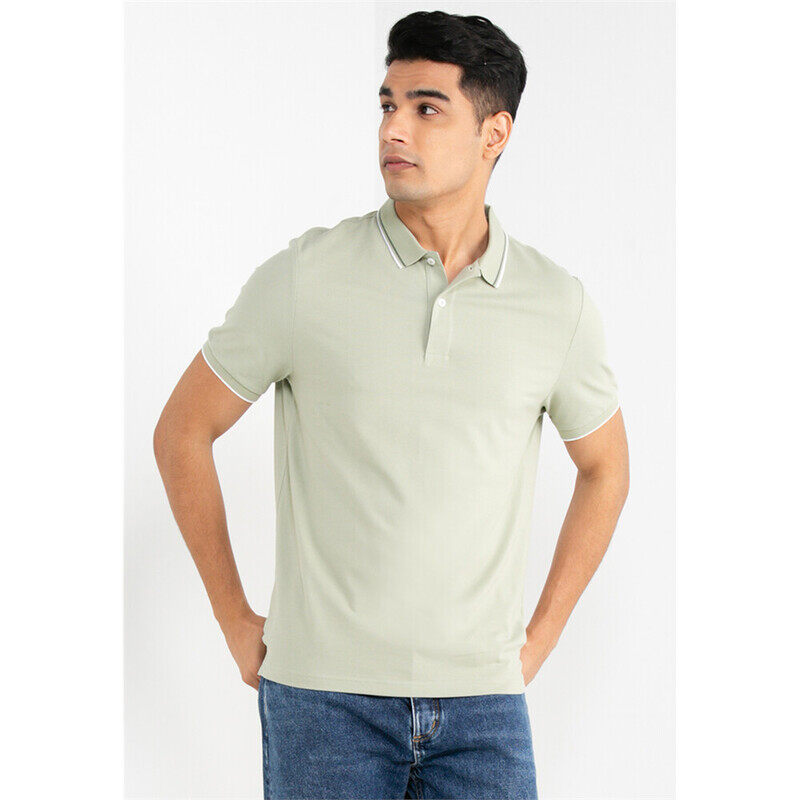 

Giordano Men's Solid Cotton Polo