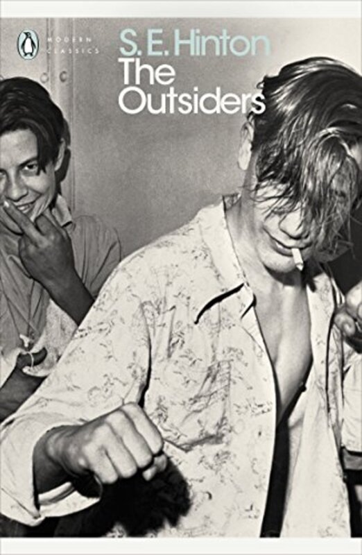 The Outsiders (Penguin Modern Classics) , Paperback by S.E. Hinton