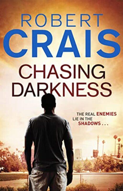 

Chasing Darkness by Robert Crais-Paperback