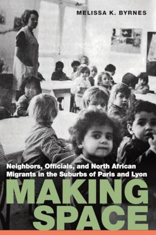 

Making Space by Melissa K Byrnes-Paperback
