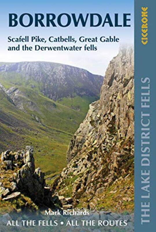 

Walking the Lake District Fells Borrowdale by Mark Richards-Paperback