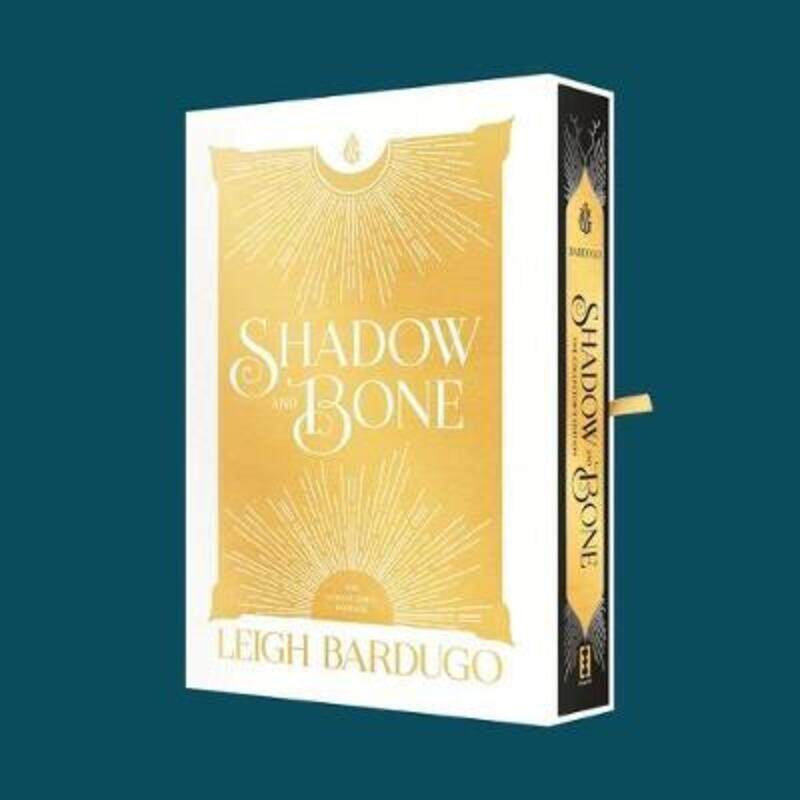 

Shadow and Bone: The Collector's Edition.Hardcover,By :Bardugo, Leigh